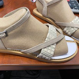 TOMS Lexie Novelty Canvas Sandal